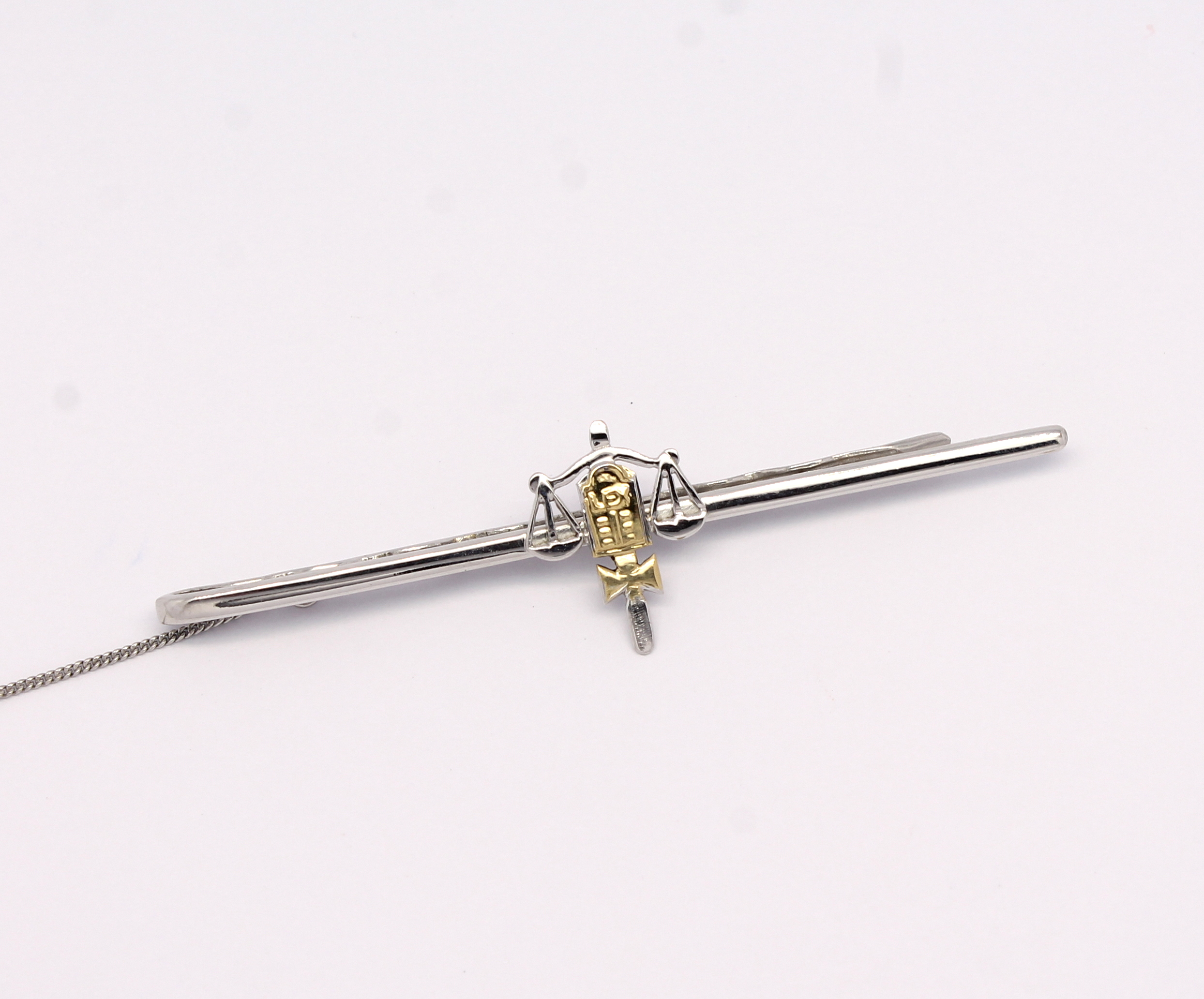 Prendedor de Gravata Bacharel em Direito Ouro Branco Ouro Amarelo 18k 750 (5)