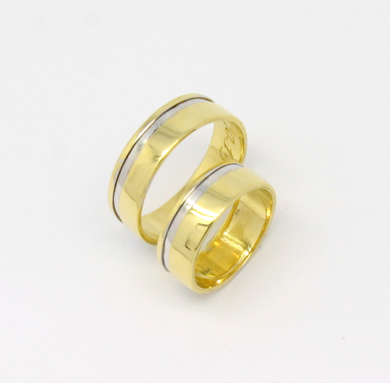 Par de Alianças 16 gramas Ouro Amarelo Fio de Ouro Branco 18k 750 (5)