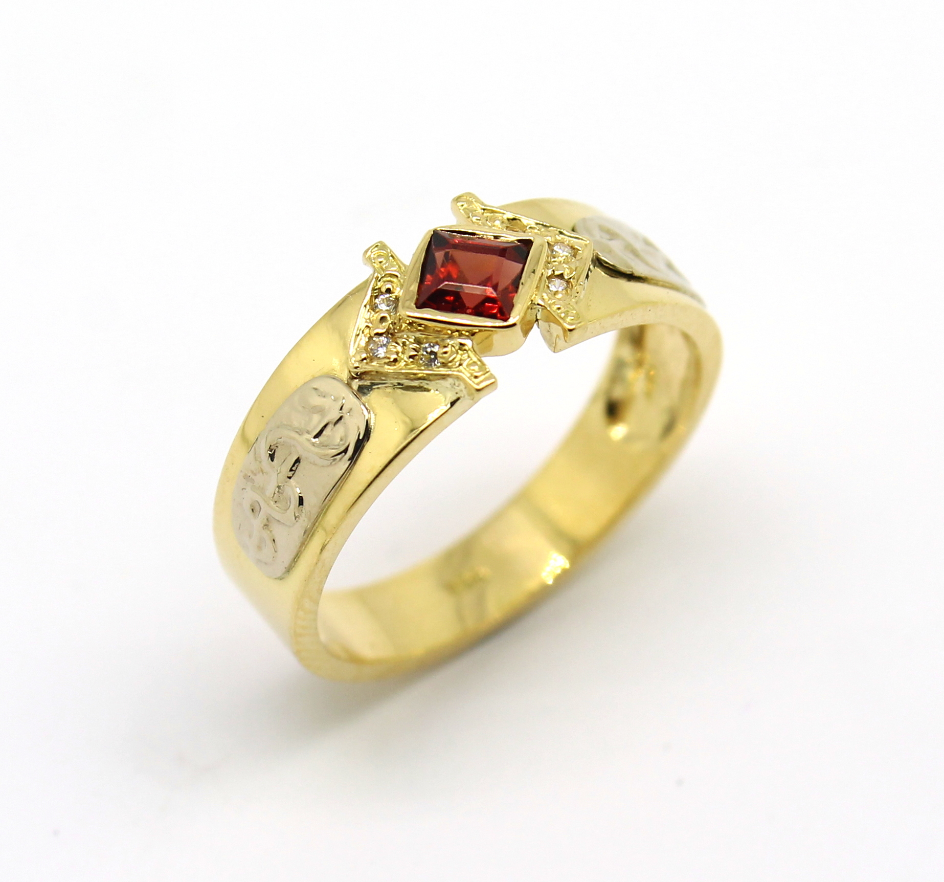 Anel de Formatura Odontologia Ouro 18k (1)