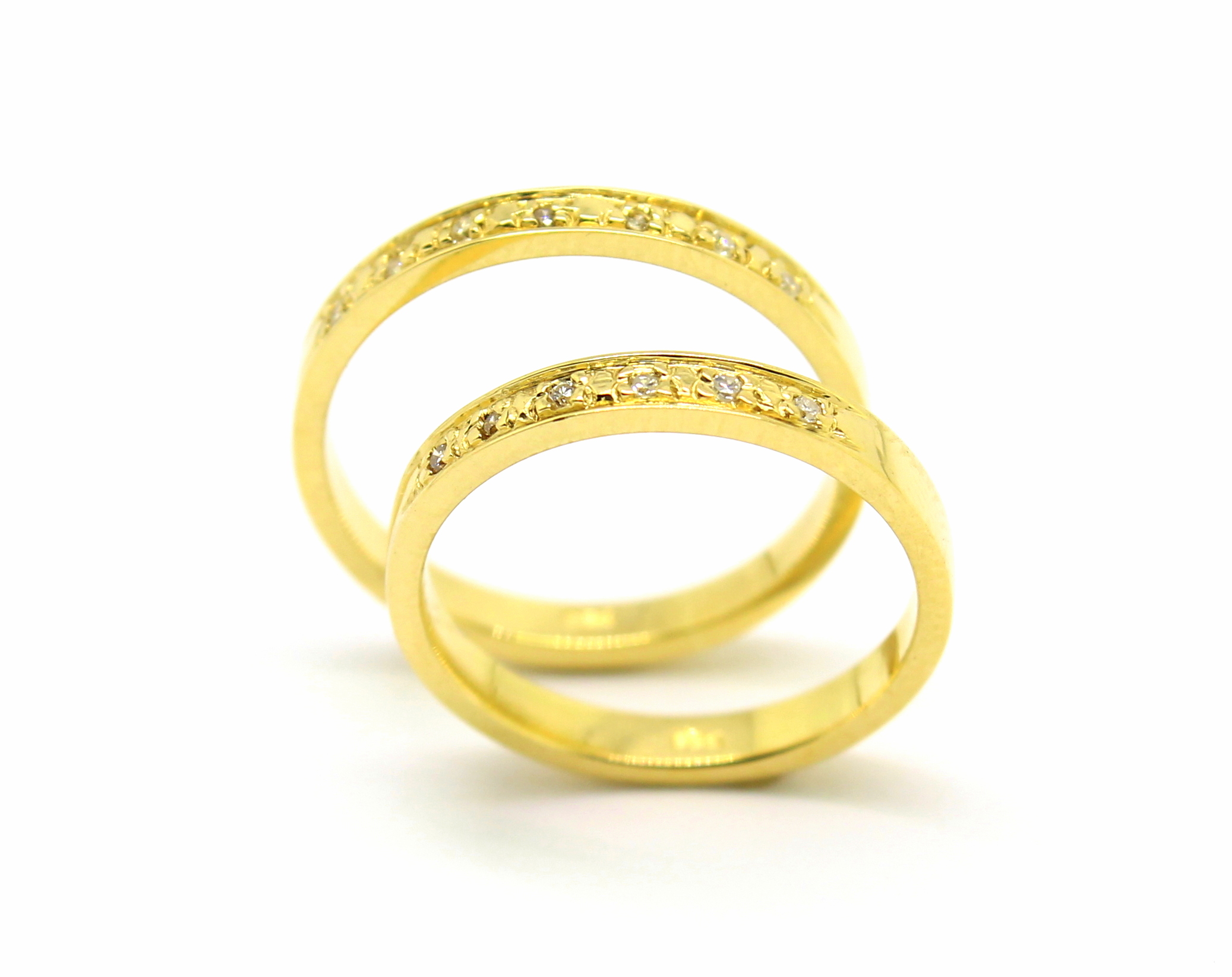 Par de Alianças Femininas Diamante Ouro 18k (1)