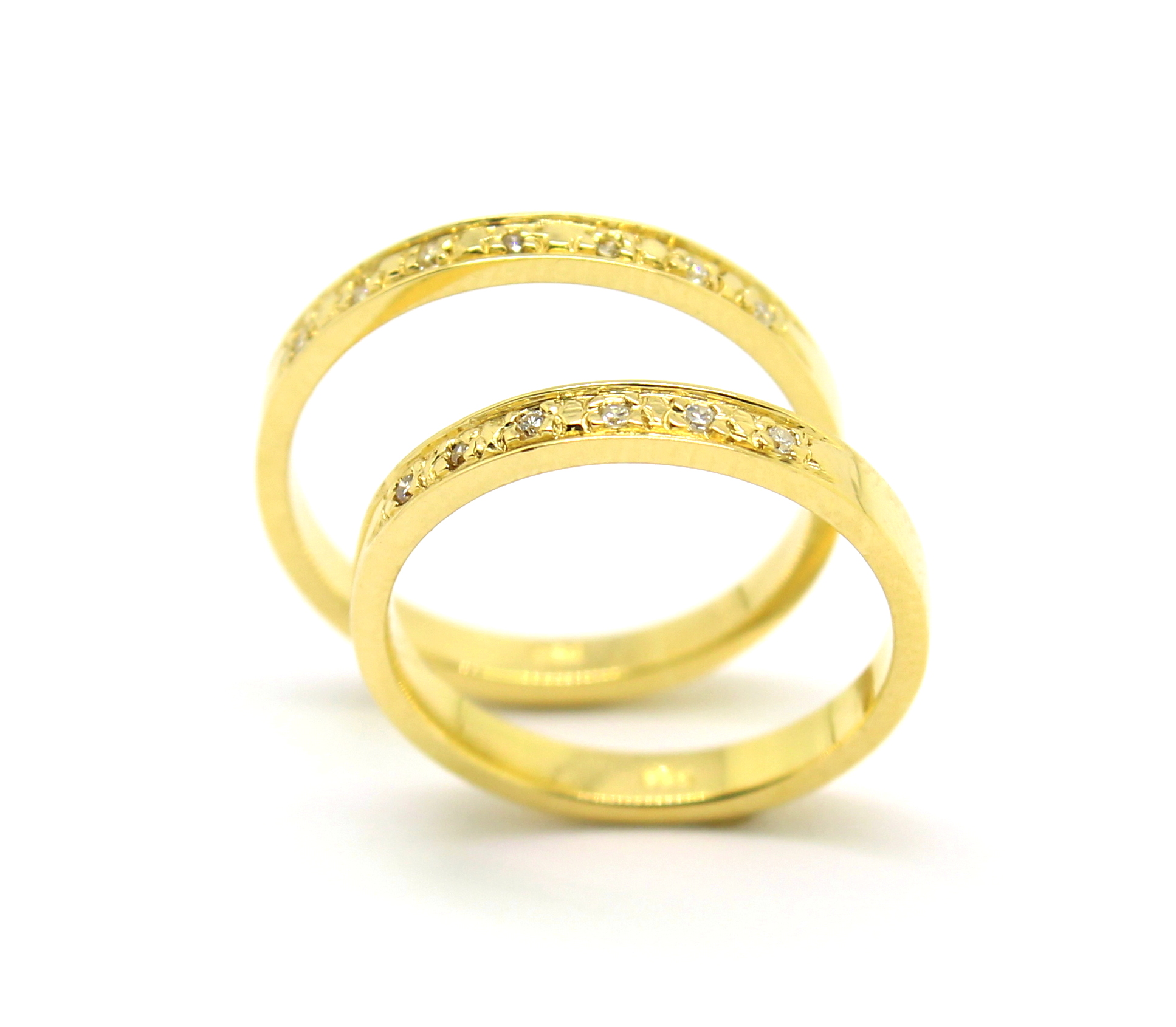 Par de Alianças Femininas Diamante Ouro 18k (2)