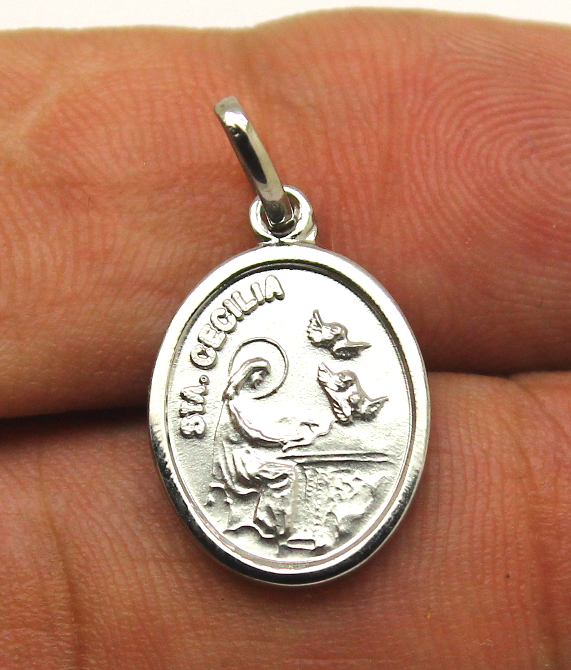 Pingente Santa Cecília Oval 316L (2)