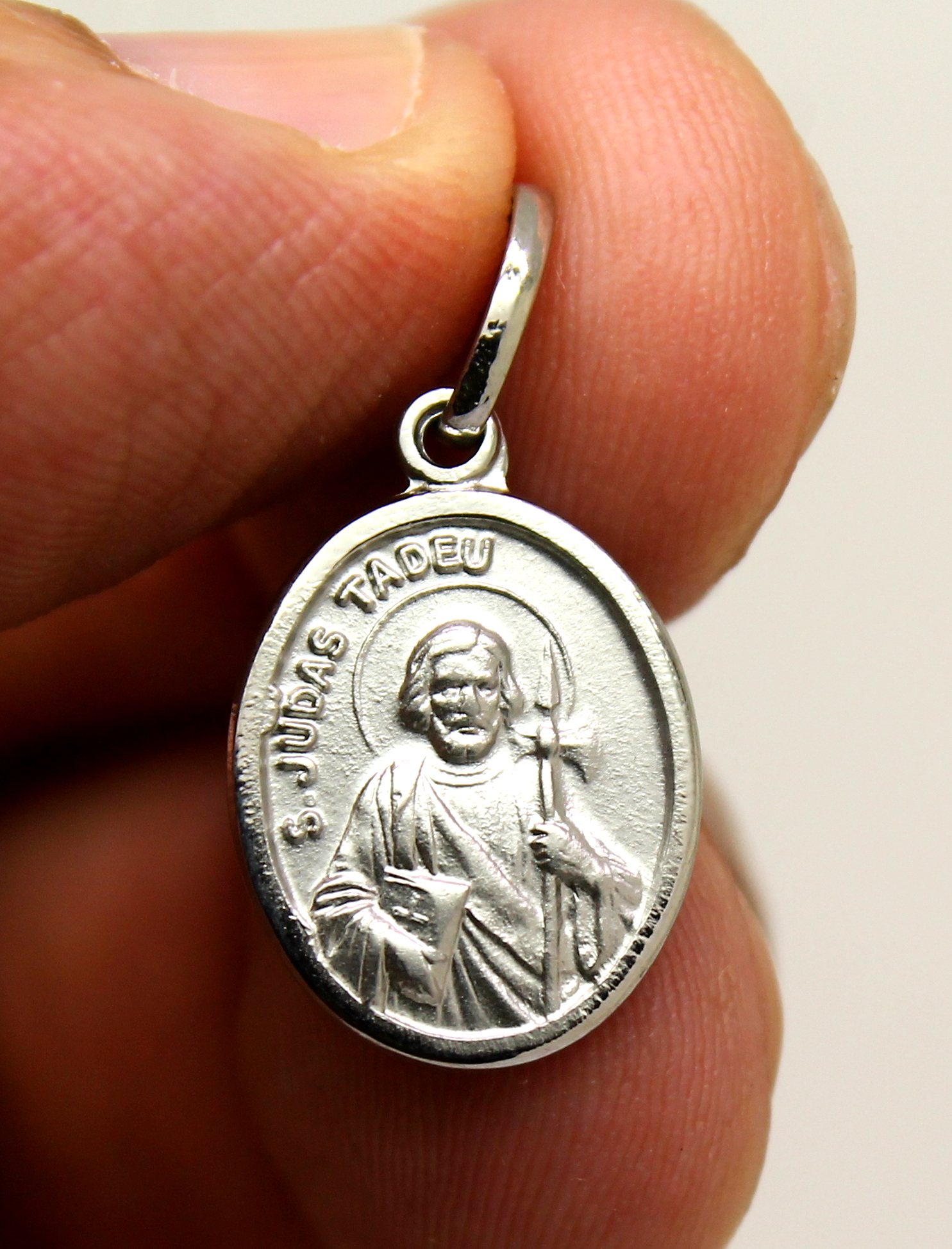 Pingente São Judas Tadeu Oval Aço 316L (1)