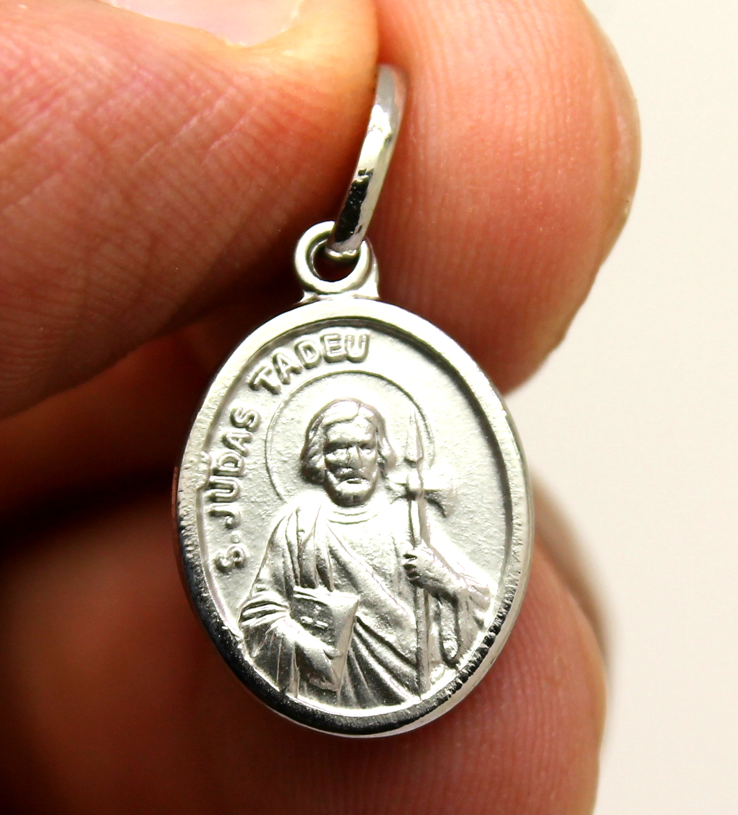 Pingente São Judas Tadeu Oval Aço 316L (2)