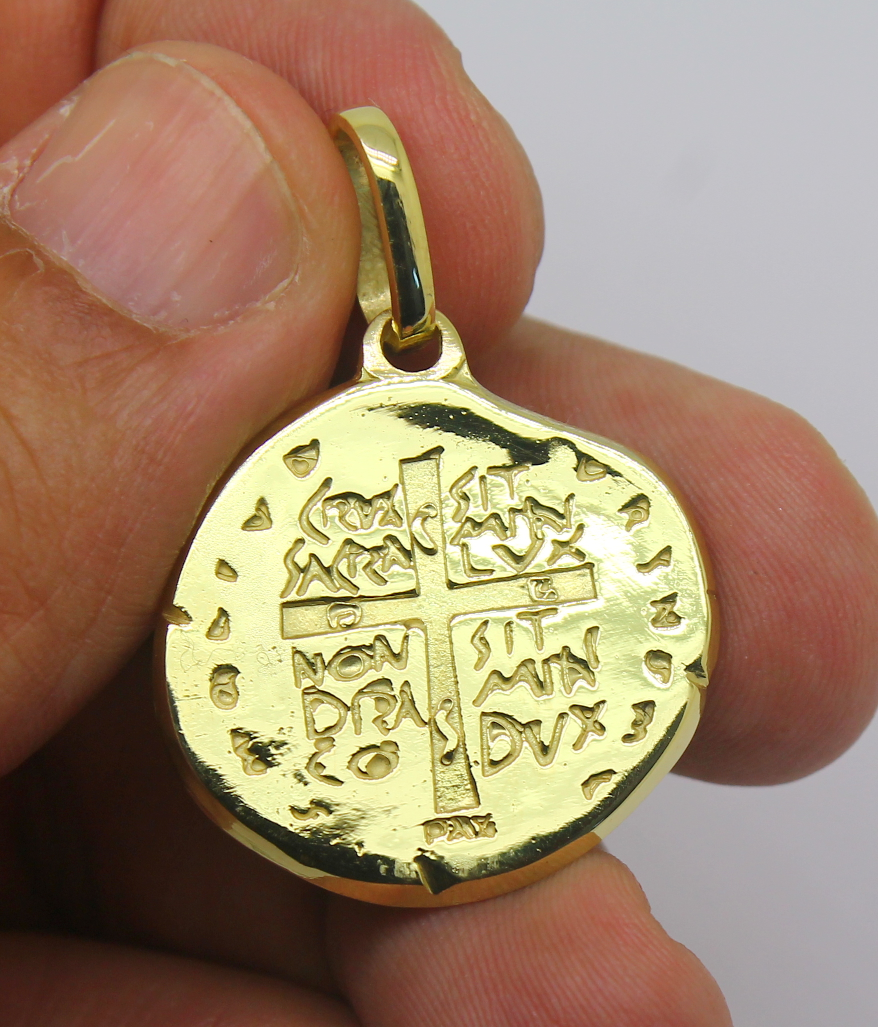 Medalha das Duas Cruzes Grande Ouro 18k (2)
