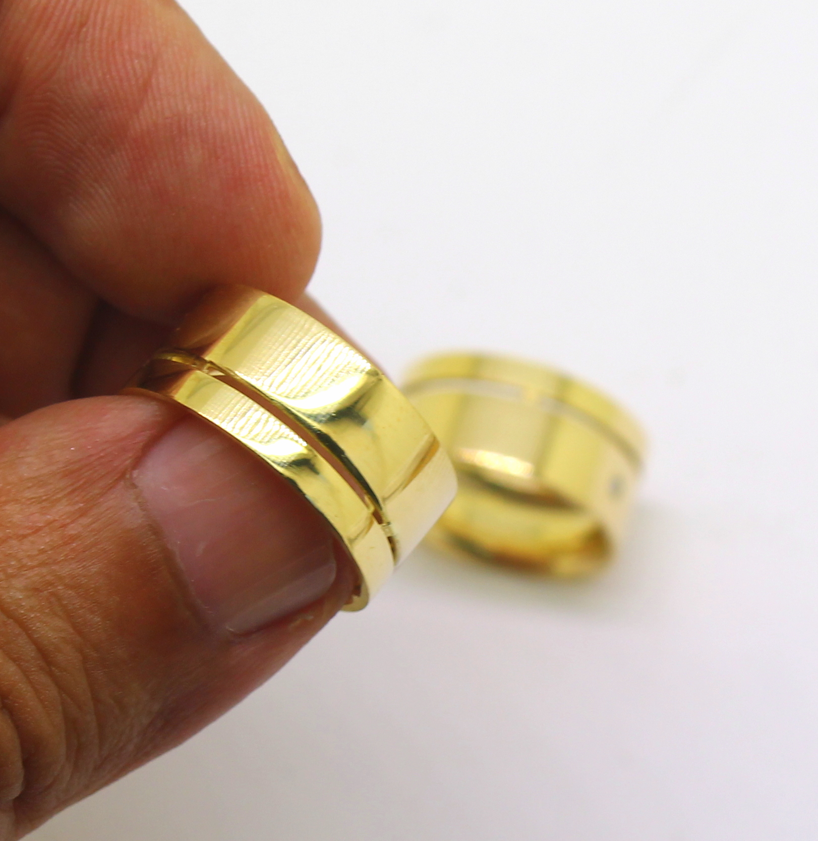 Par De Alianças 20 gramas Ouro 18k (10)