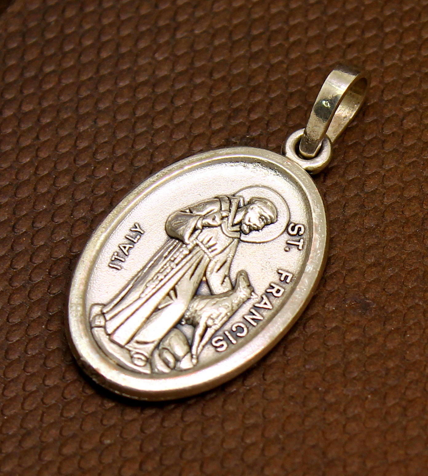 Medalha São Francisco de Assis Prata 950 (2)